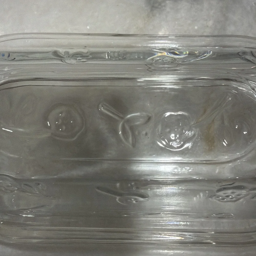 Vintage Clear Glass Embossed Floral Covered Butter Dish Dome Lid OLA05